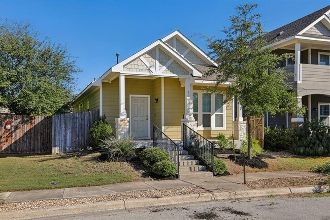 Photo - 174 Friendship Oak Dr