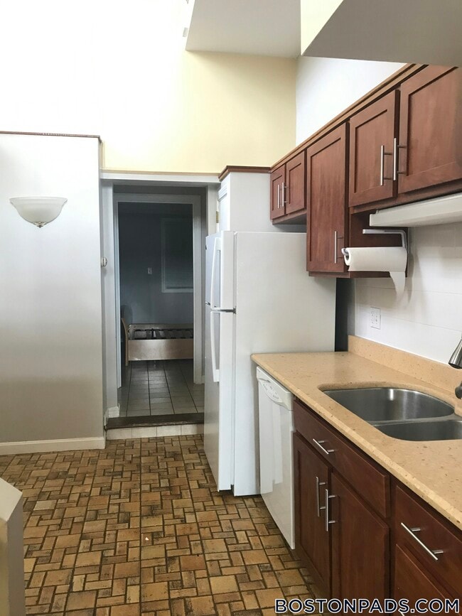 Photo - 1 Brigham St Unit 1