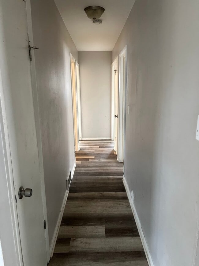 Photo - 6046 N 61st St