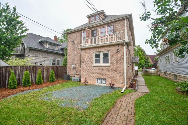 Photo - 3151 S Quincy Ave Unit B