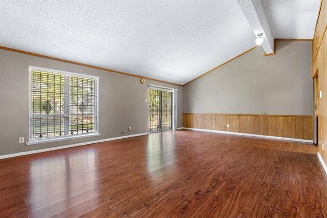 Photo - 1105 Lawson Dr