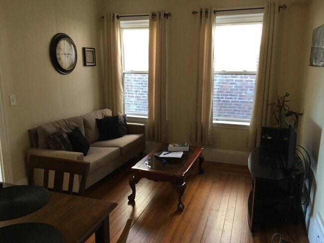 Photo - 69 S Huntington Ave Unit 3