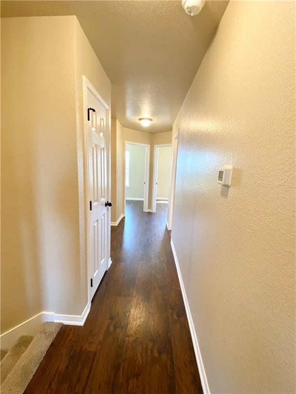 Photo - 100 Sandstone Dr