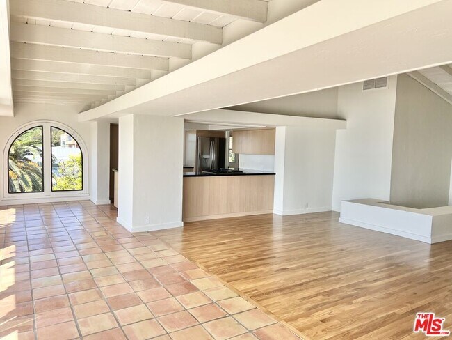 Photo - 21544 Rambla Vista