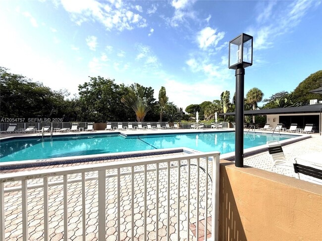 Building Photo - 7755 SW 86th St Unit C-303