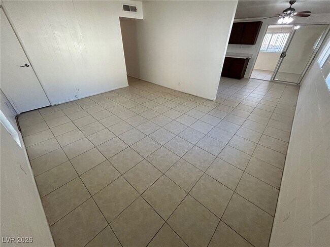 Photo - 1937 Capistrano Ave