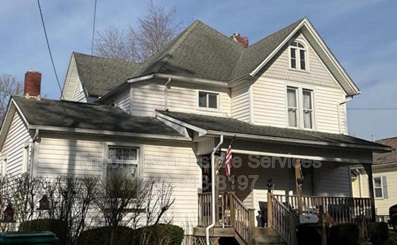 Photo - 241 N 13th St