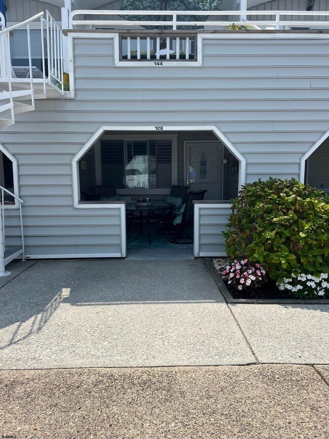 Building Photo - 9510 Amherst Ave Unit 128 Rental