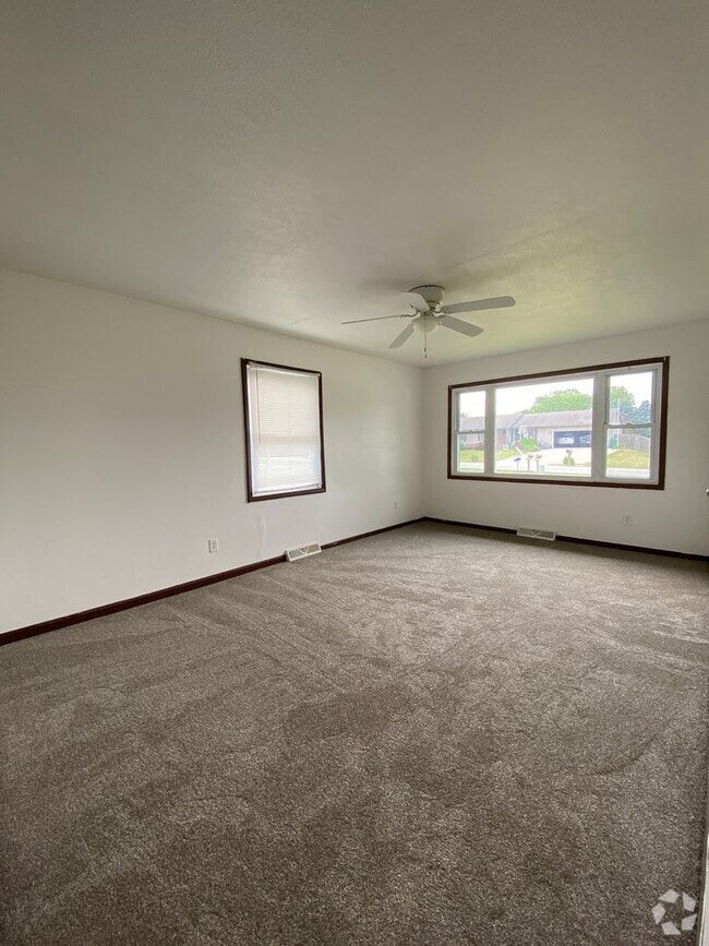 Building Photo - 58168 Co Rd 23 Unit 58168 Rental