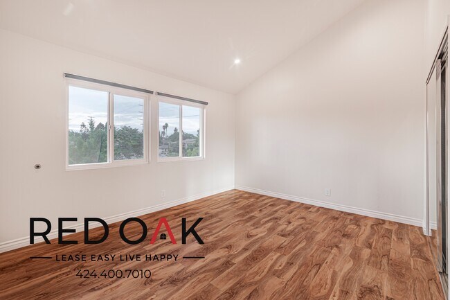 Photo - 11218 Oxnard St Unidad 4