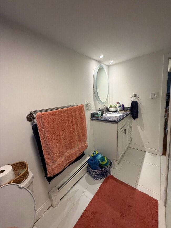 Photo - 86 Beacon St