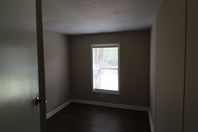 Photo - Newly Renovated 3-Bedroom Mobile Home in Tallahassee Available Now