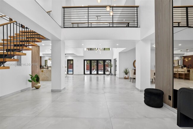 Photo - 3000 Riverland Rd