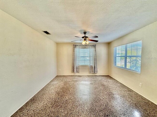 Photo - 255 38th Ave SE Casa Adosada