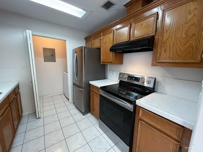 Photo - 18 N 8th St Unit 4