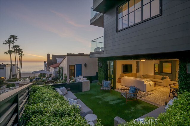 Photo - 2903 Manhattan Ave