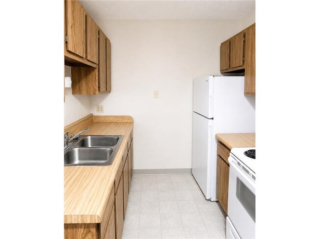 Photo - 1757 4th Ave Unidad 11