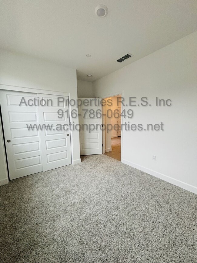 Photo - Action Properties RES inc. Offering Brand New Breckenridge @ Sierra West Solar 5 Bedroom 2793aq f...