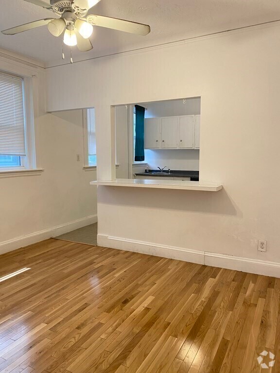 Building Photo - 2031 Commonwealth Ave Unit 2 Rental