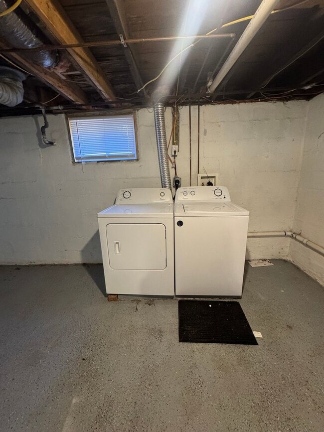 Photo - 2 Bedroom House Available NOW