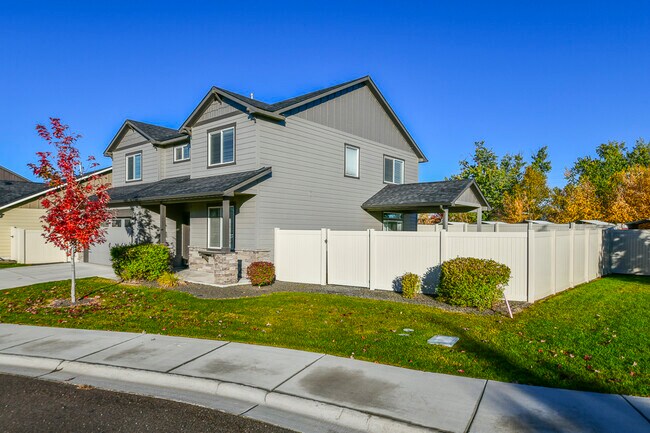 Photo - 10236 W Achillea St