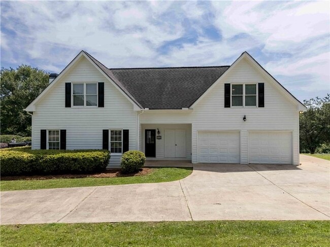 Photo - 255 Henson Way