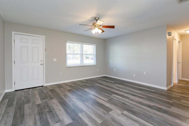 Photo - 302 Ballard Ave