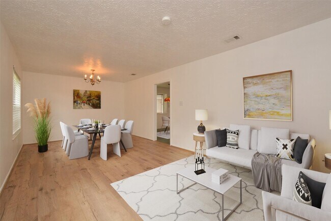 Photo - 3315 Honey Creek Dr