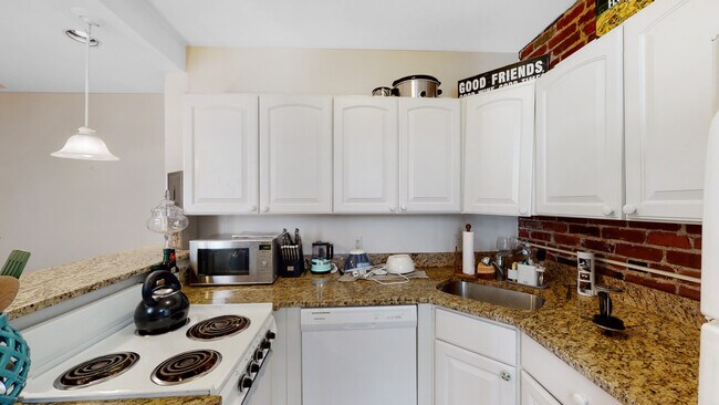 Photo - 91 Prince St Unit 21