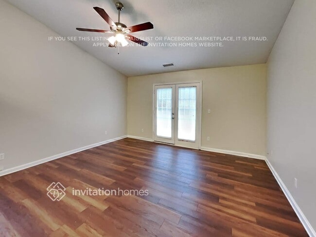 Photo - 105 Bosburg Dr