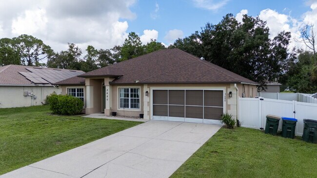 4 Bedroom - 2 Bathroom with Zero Deposit Move In