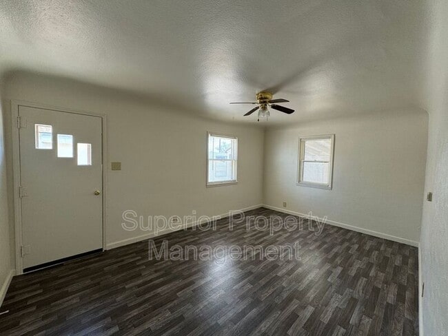 Photo - 248 E 1st St