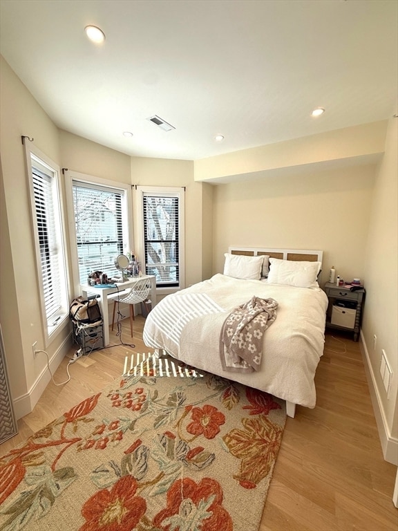 Photo - 552 E 5th St Unit 2