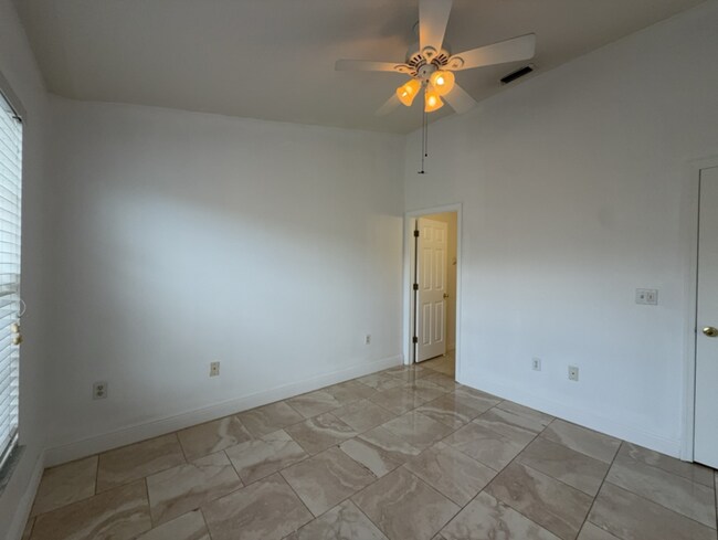 Photo - 6566 Marlberry Way