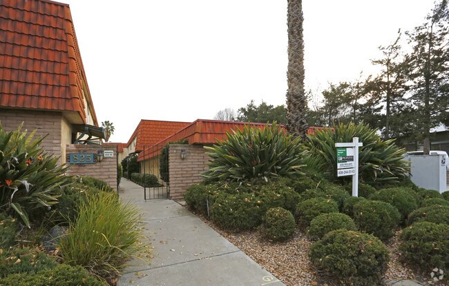 The Park View Apartments For Rent in Santa Clara, CA