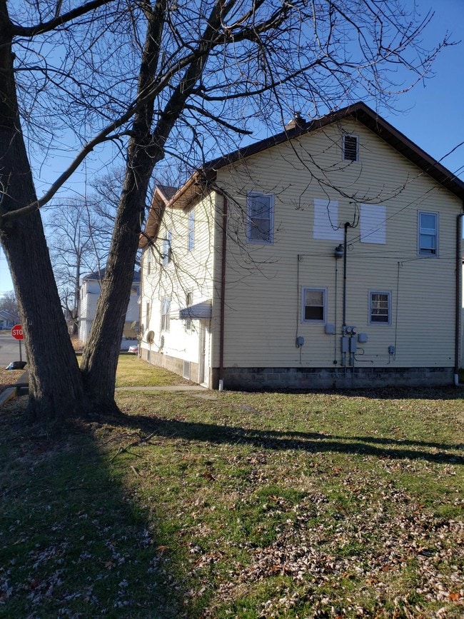 Photo - 3038 E Lynn St