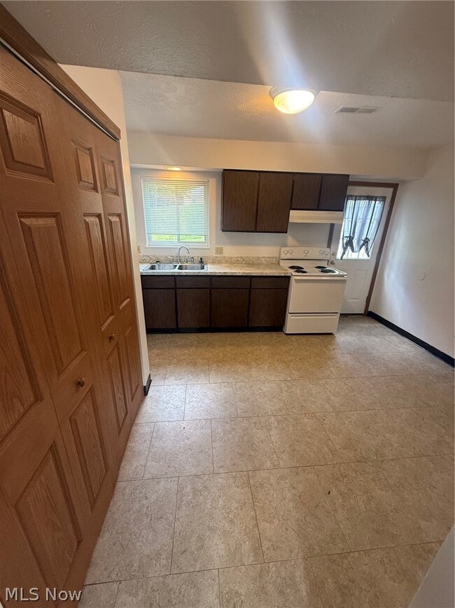 224 Lilac Pl