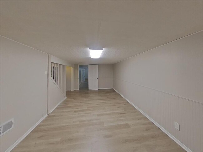 Photo - 8407 Lower 208th St W