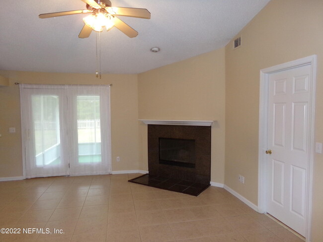 Photo - 2131 Orangewood St House
