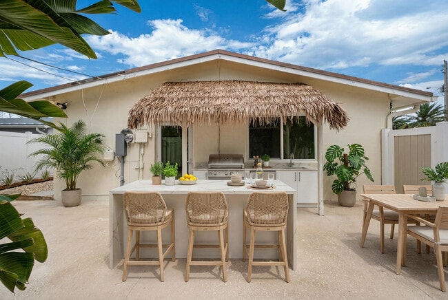 Photo - 2611 NE 16th St