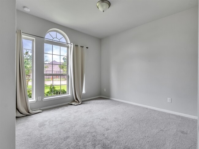 Photo - 2643 Dry Creek Dr