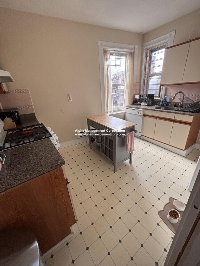 Photo - 1 bedroom in Boston MA 02134