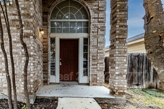 Photo - 7121 Lynn Lake Dr