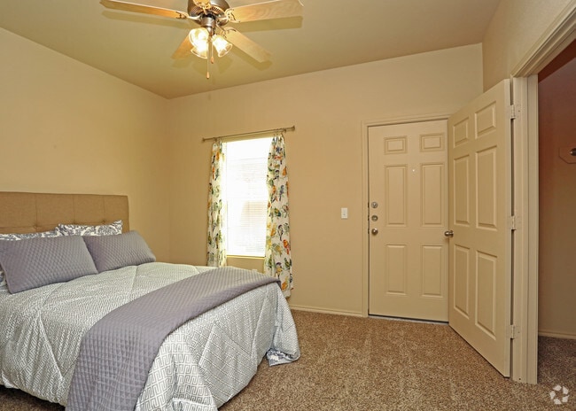 1BD,1BA_624 SF - Bedroom