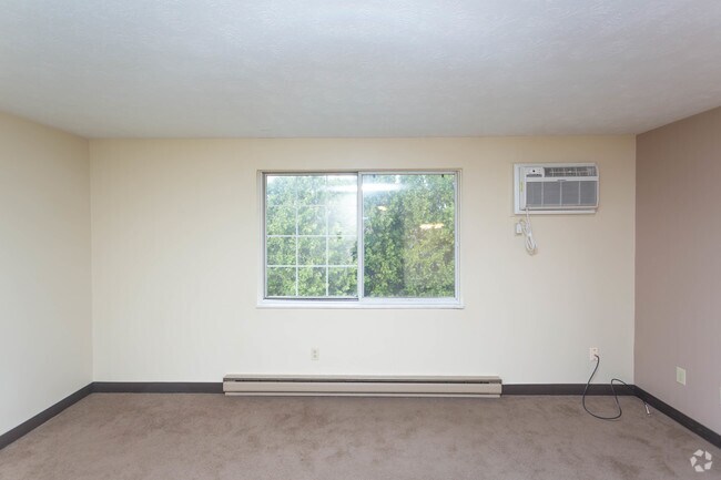 Studio, 1BA | 350 - 500 SF - Fairground Estates