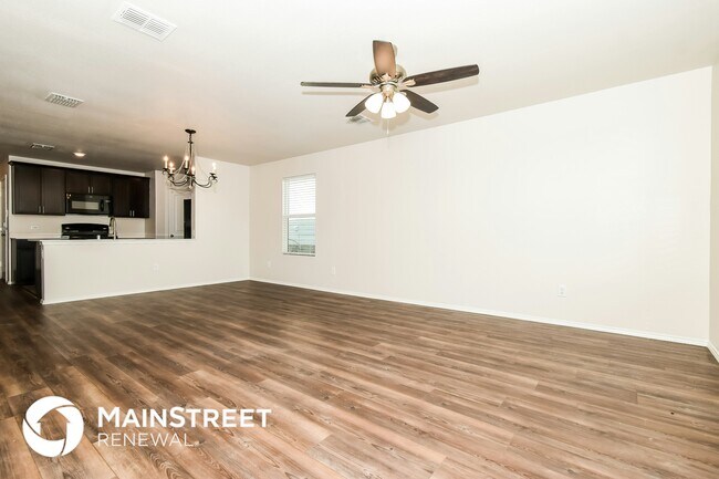 Photo - 5649 Hepburn St