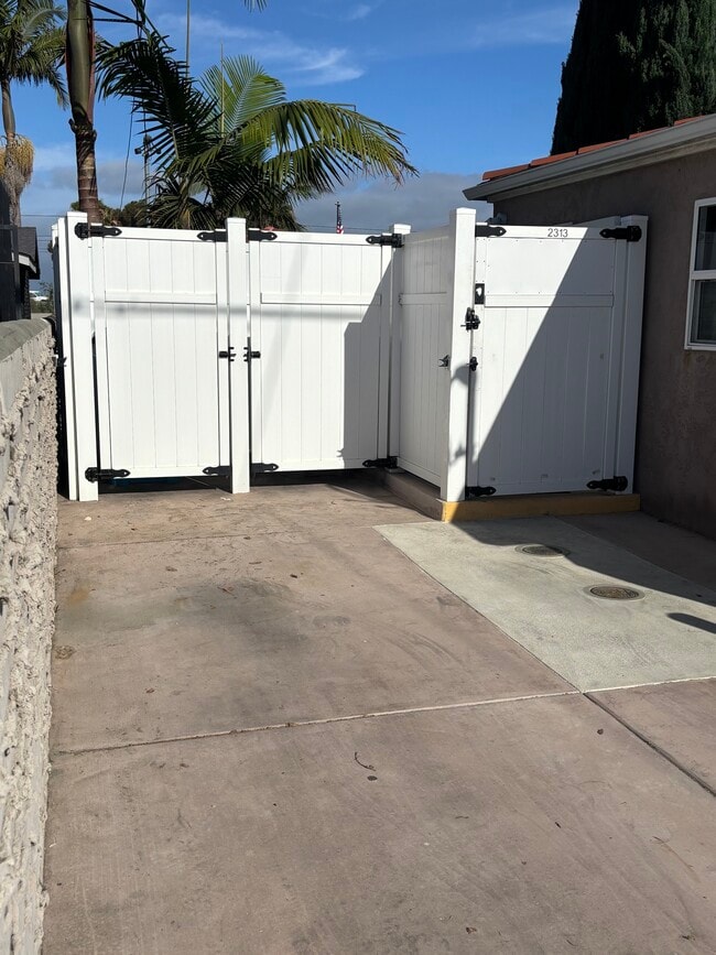 Photo - 2313 Morena Blvd