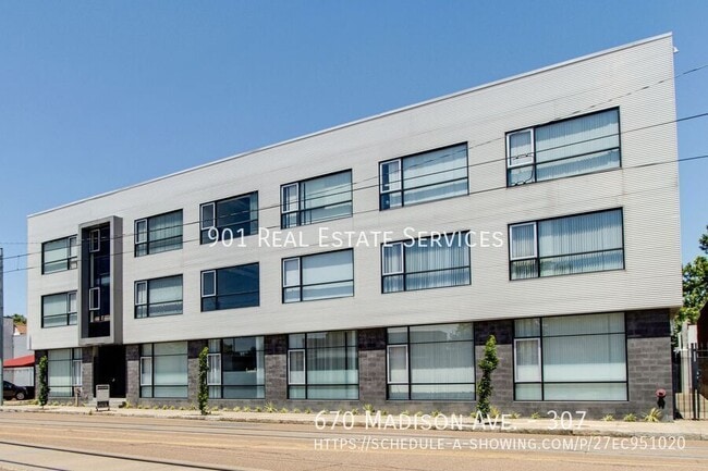 Building Photo - 670 Madison Ave Unit 307