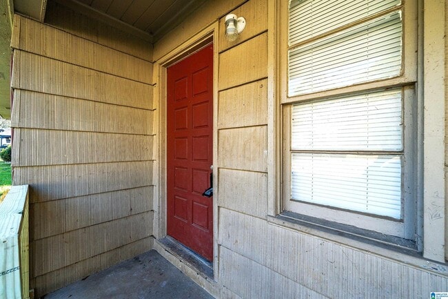 Photo - 832 Alden Ave