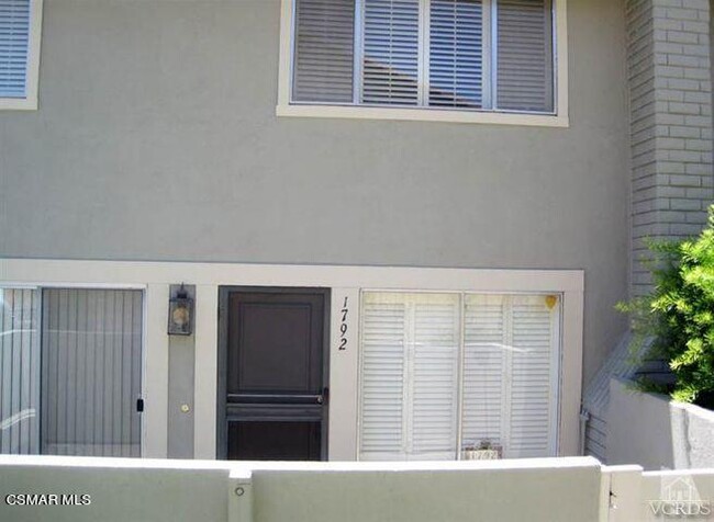 Building Photo - 1792 E Avenida De Las Flores